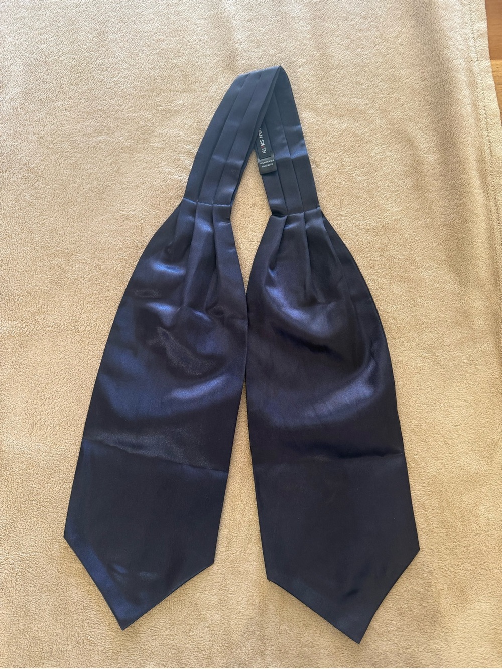 DAN SMITH Dark Navy Cravat Tie 100% Microfiber Hand Made